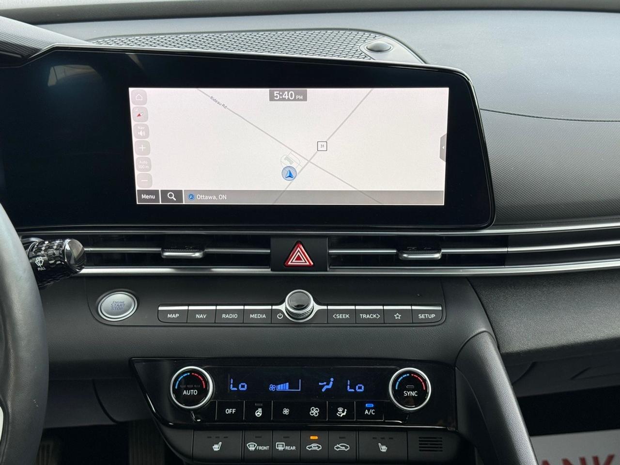 2023 Hyundai Elantra Preferred Photo