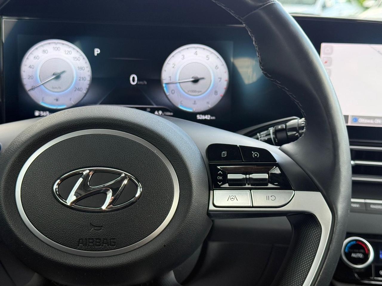 2023 Hyundai Elantra Preferred Photo
