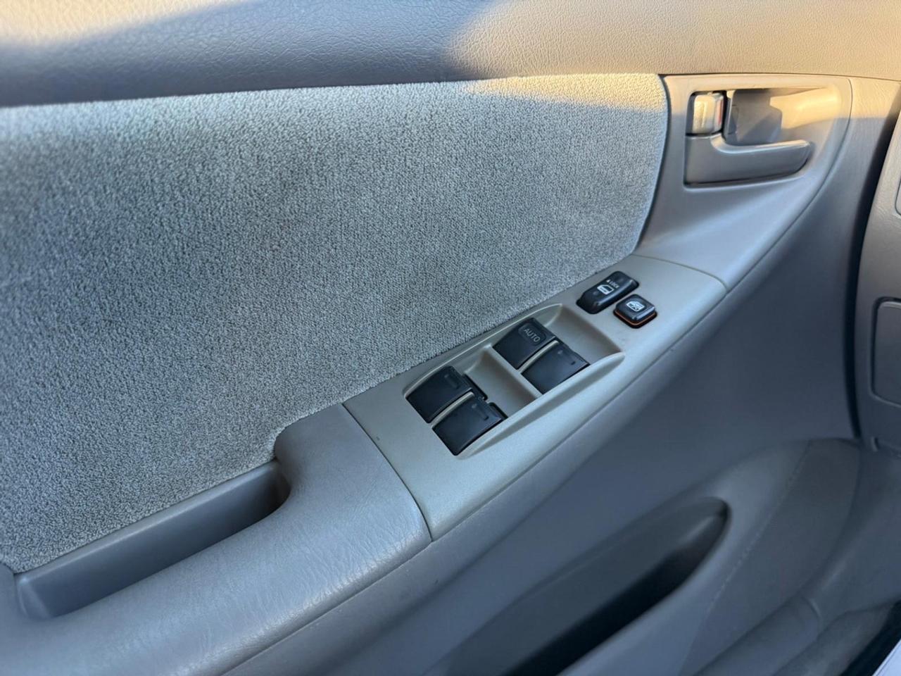 2007 Toyota Corolla CE Photo