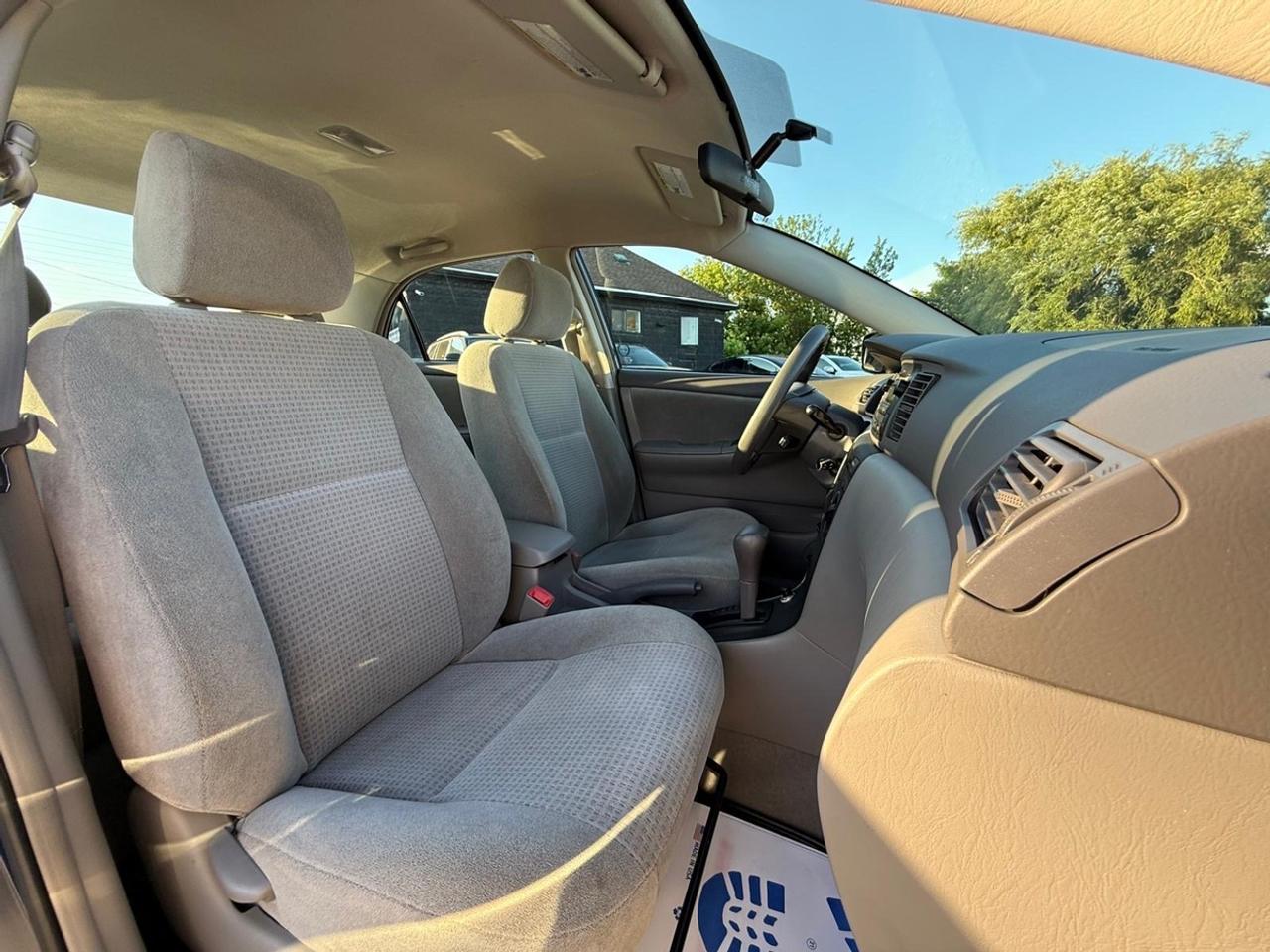 2007 Toyota Corolla CE Photo