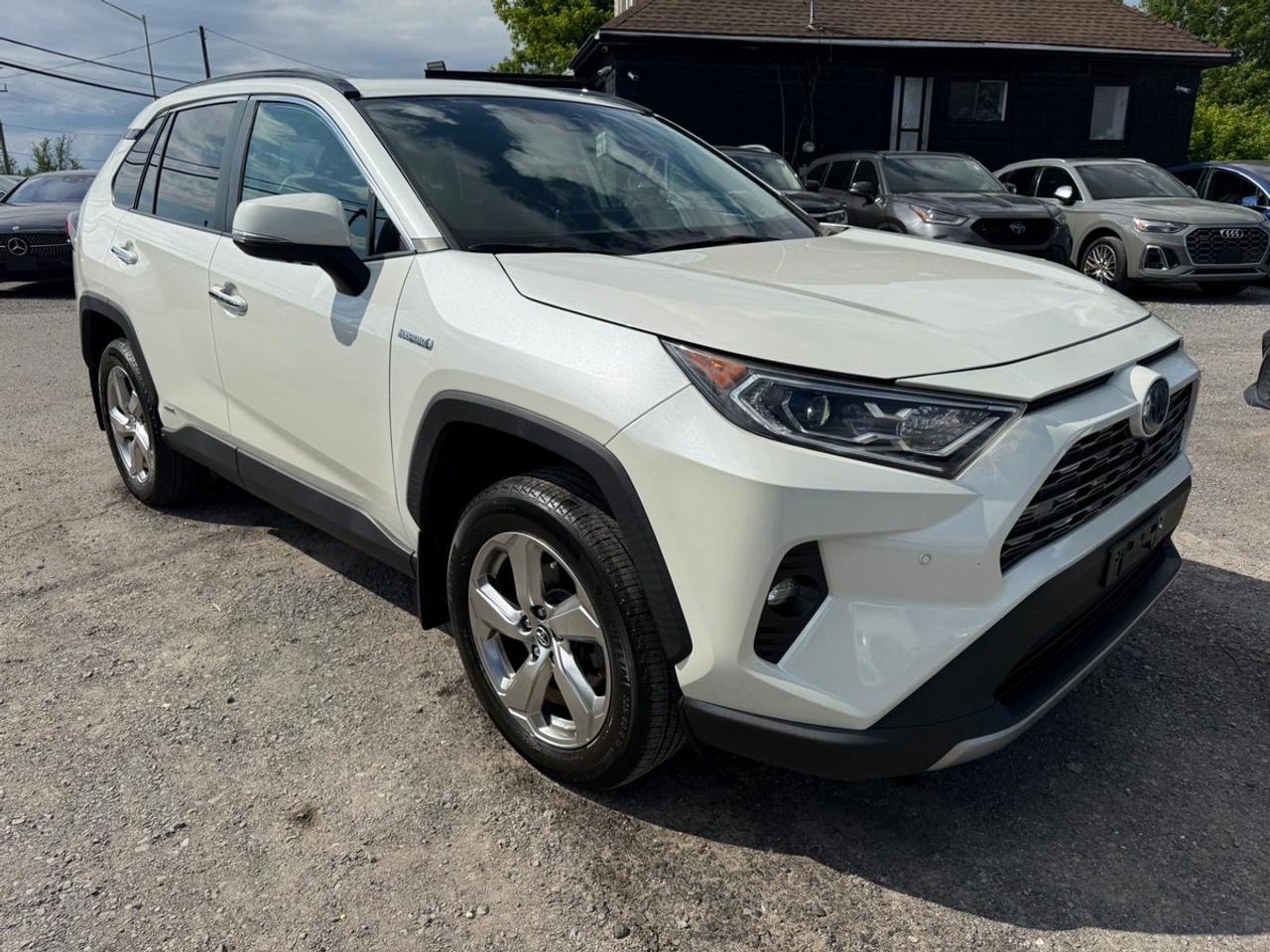 2021 Toyota RAV4 Hybrid Limited Photo2
