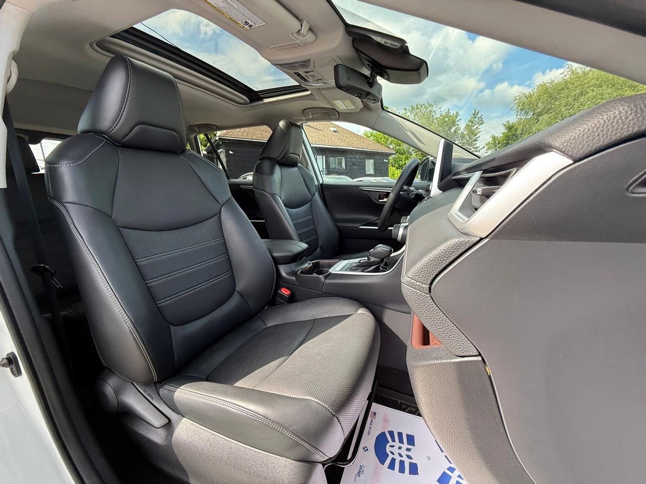 2021 Toyota RAV4 Hybrid Limited Photo