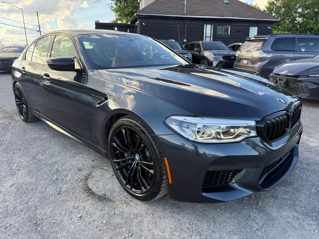 2019 BMW M5 COMPETITION Competition Photo2