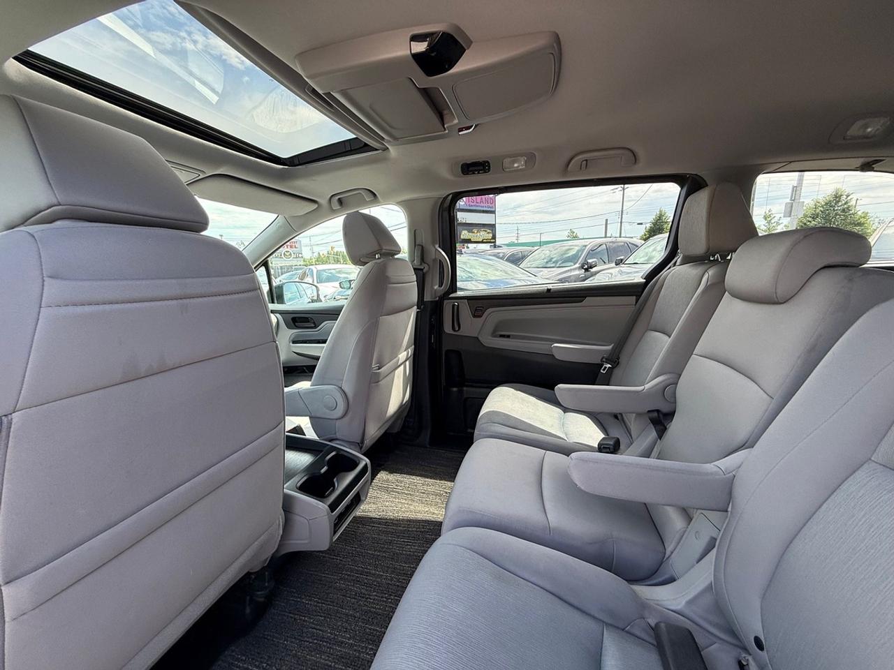 2022 Honda Odyssey EX Photo