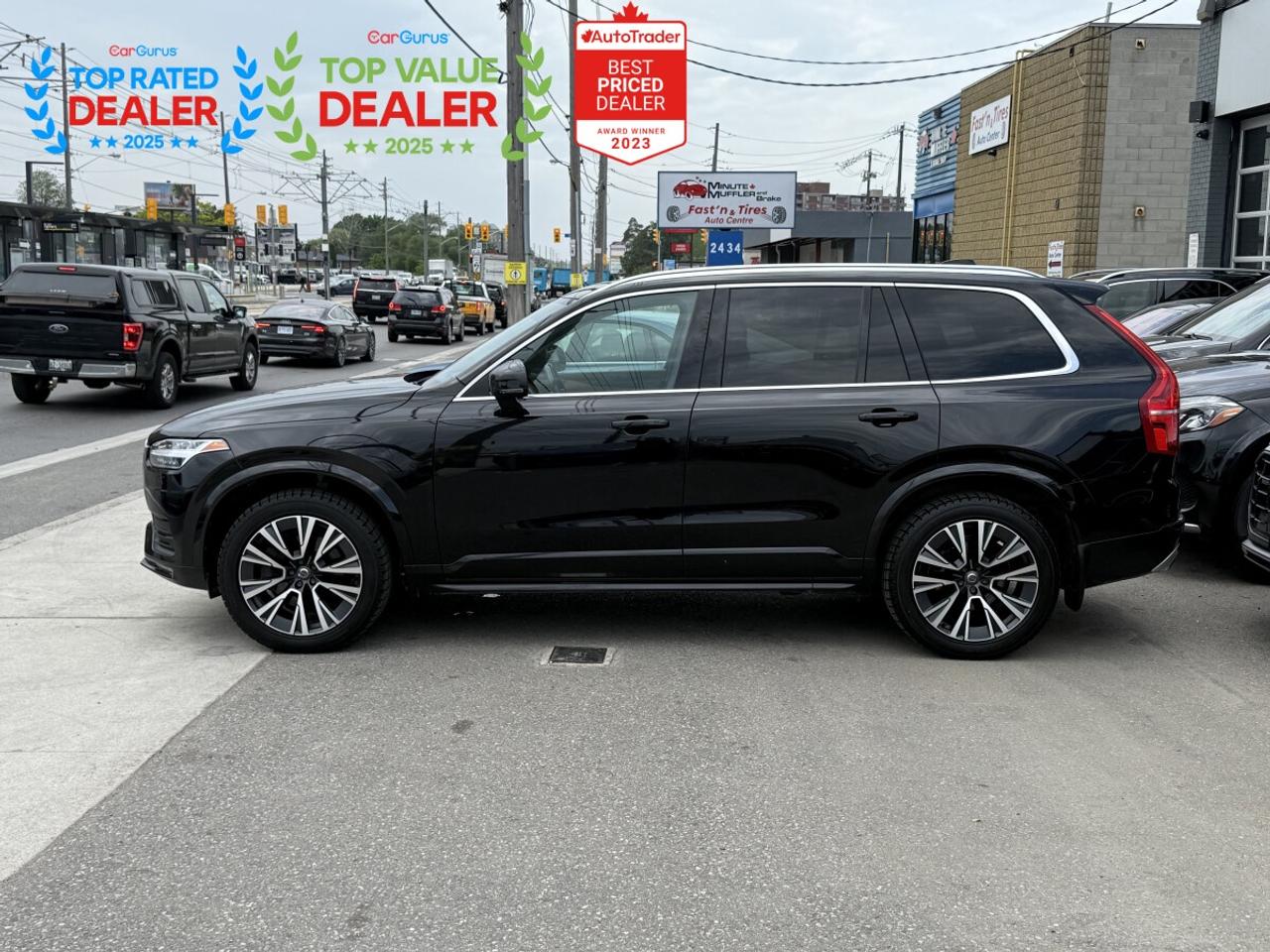 2021 Volvo XC90 MOMENTUM | HARMAN KARDON | 7 SEATER | LOADED Photo