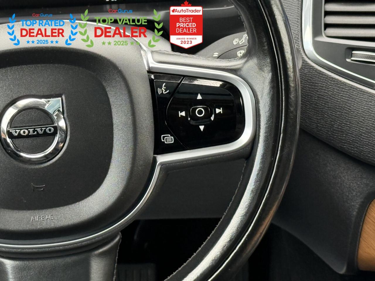 2021 Volvo XC90 MOMENTUM | HARMAN KARDON | 7 SEATER | LOADED Photo