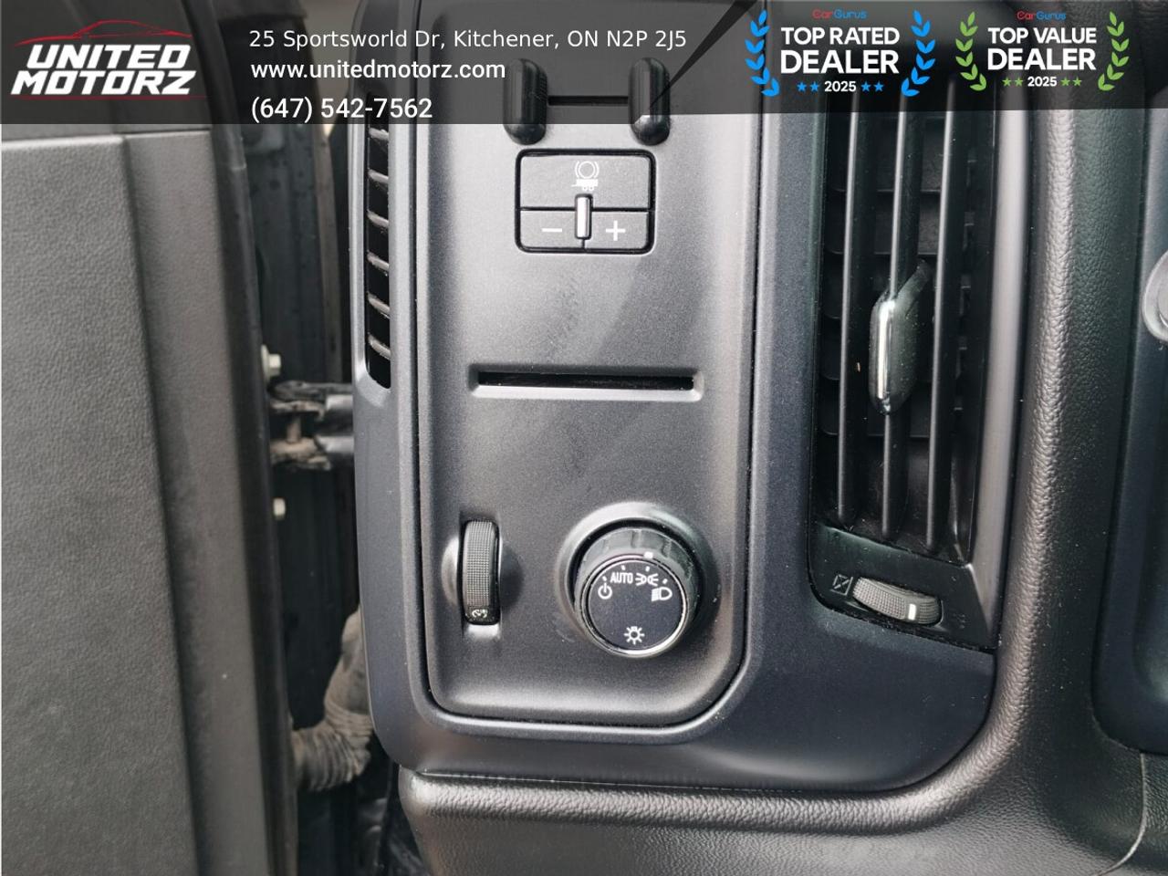 2018 GMC Sierra 1500 2WD CREW CAB 143.5" ***AS-IS SPECIAL*** Photo