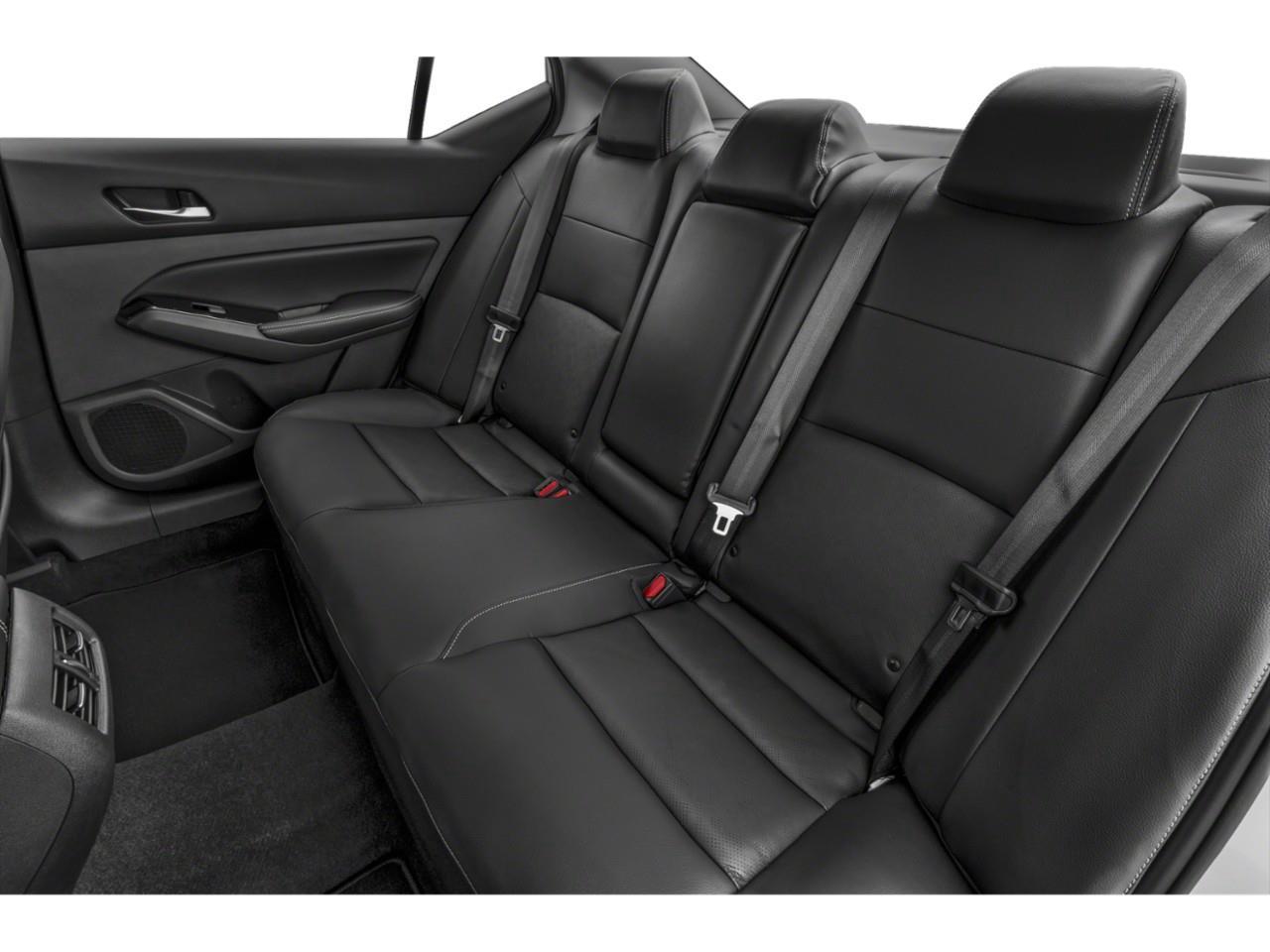 2024 Nissan Altima Platinum Photo