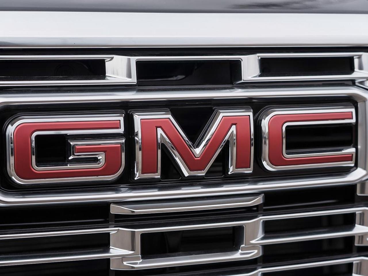 2026 GMC Yukon 4WD 4dr Denali Photo