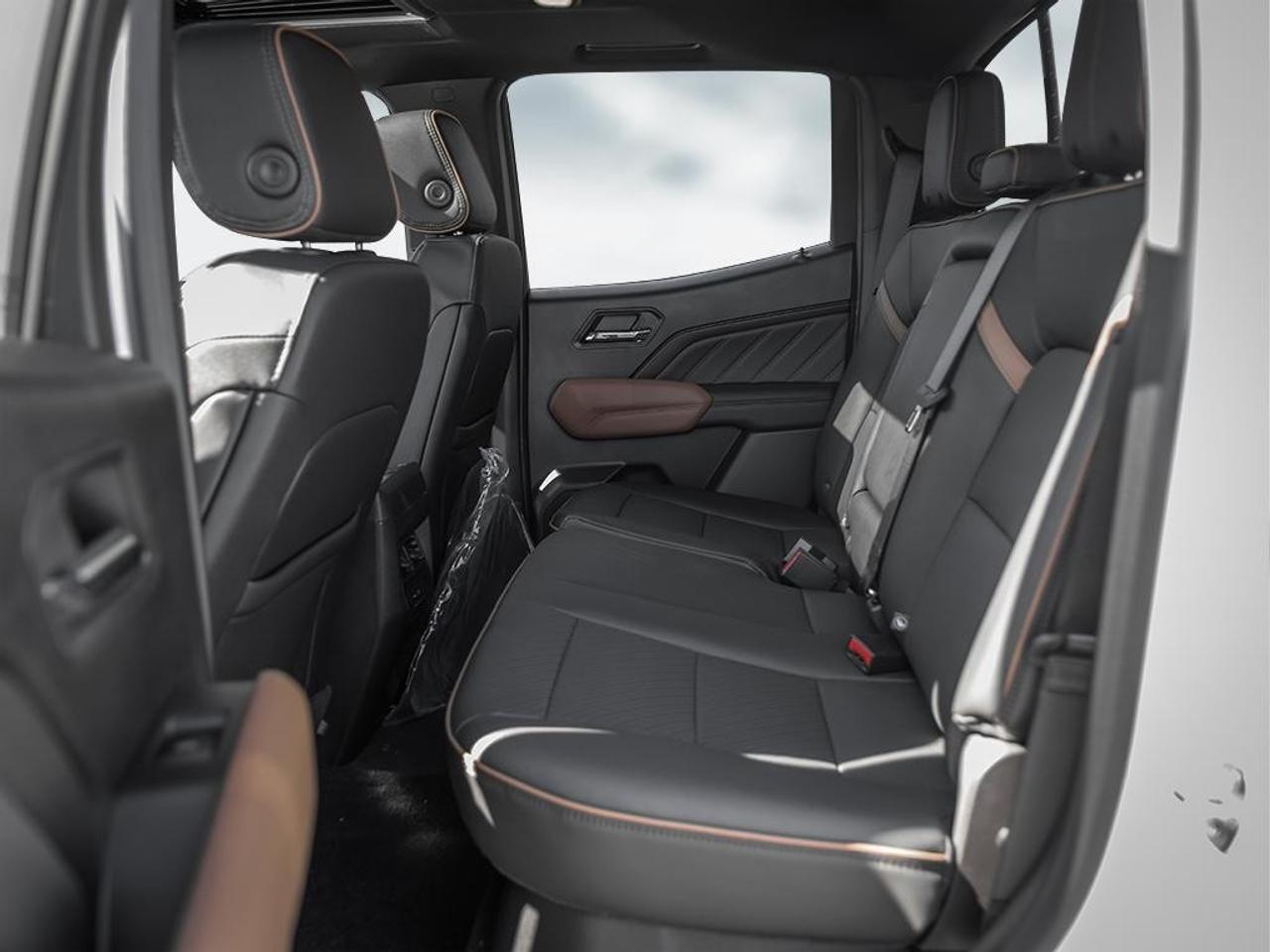 2026 GMC Canyon Crew Cab Short Box 4-Wheel Drive AT4 Photo