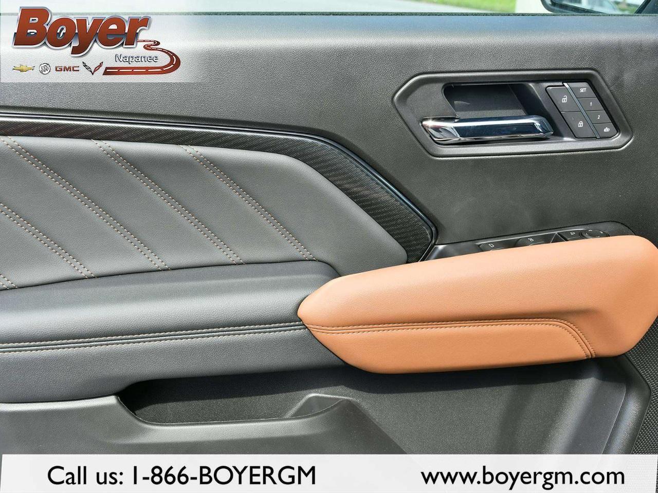 2026 GMC Canyon Crew Cab Short Box 4-Wheel Drive AT4 Photo