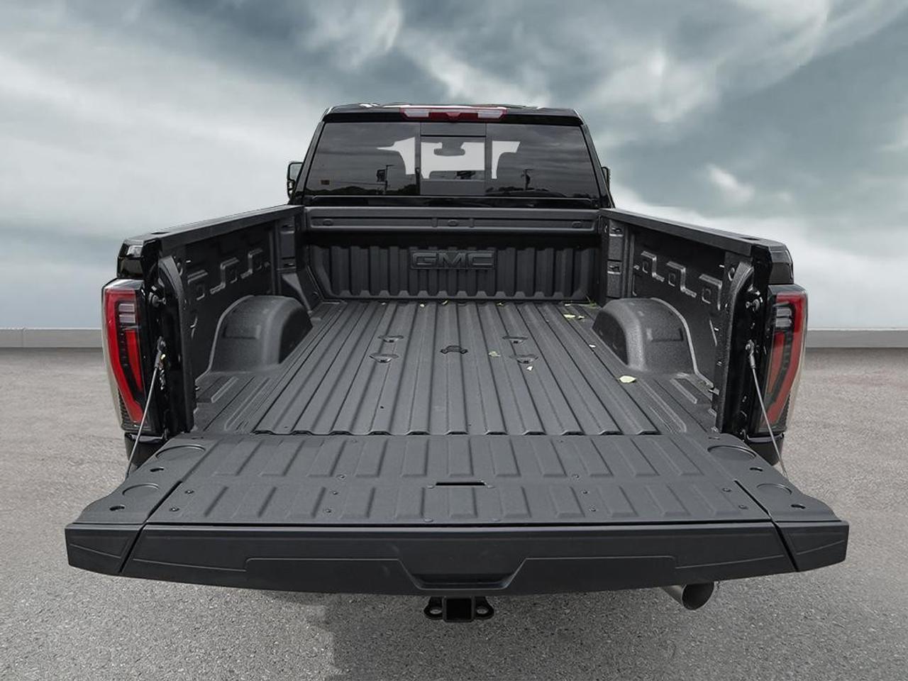 2026 GMC Sierra 2500 HD Crew Cab Standard Box 4-Wheel Drive AT4 Photo