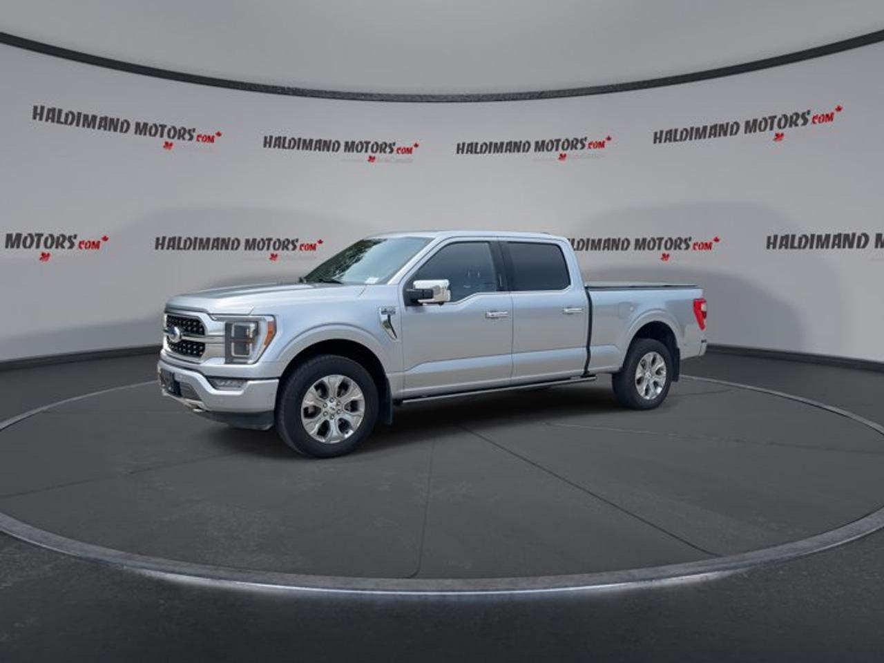 2023 Ford F-150 Platinum SuperCrew 6.5' Box 4WD | No Accidents | Vent. Front Seats Photo3