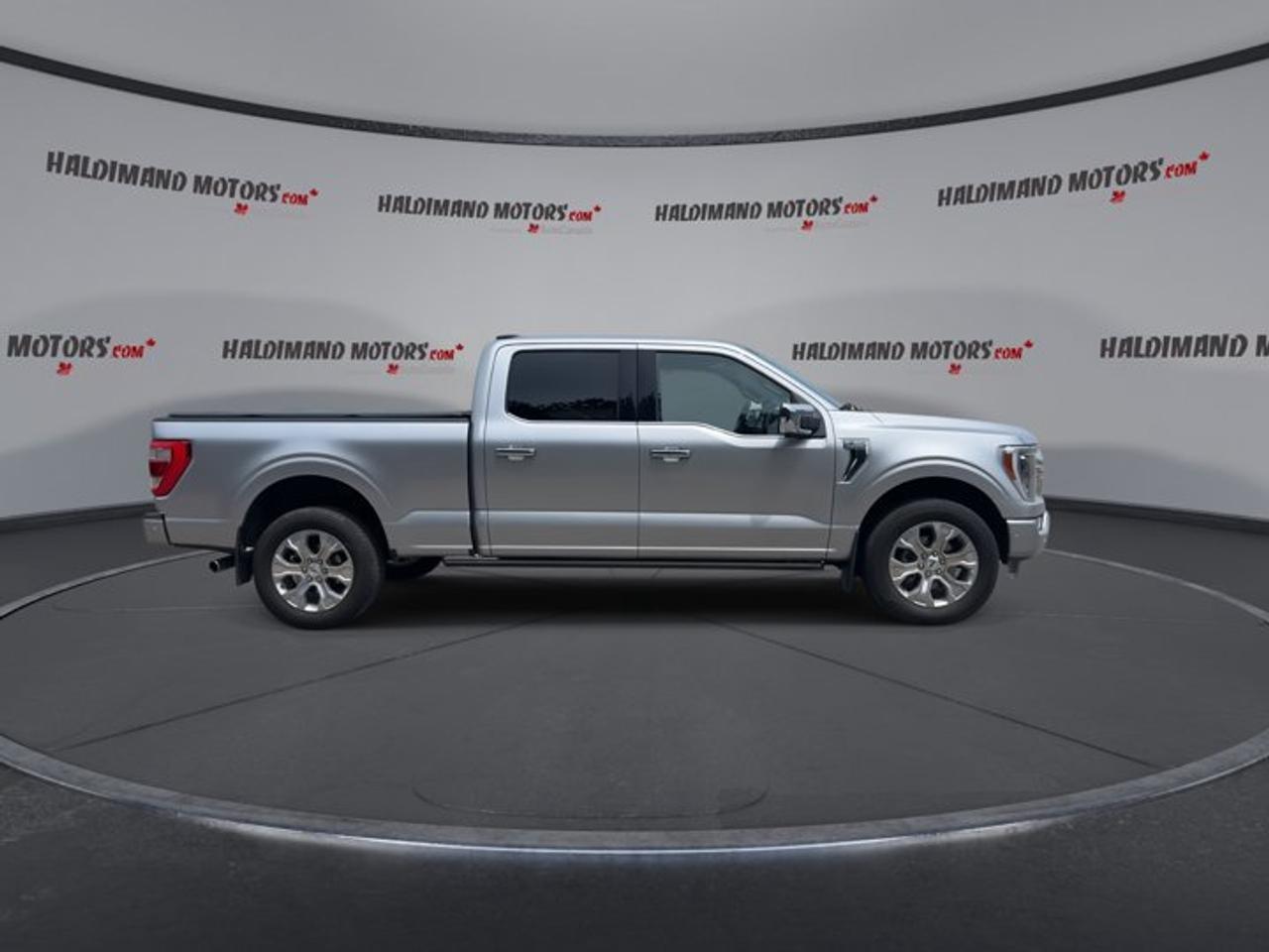 2023 Ford F-150 Platinum SuperCrew 6.5' Box 4WD | No Accidents | Vent. Front Seats Photo