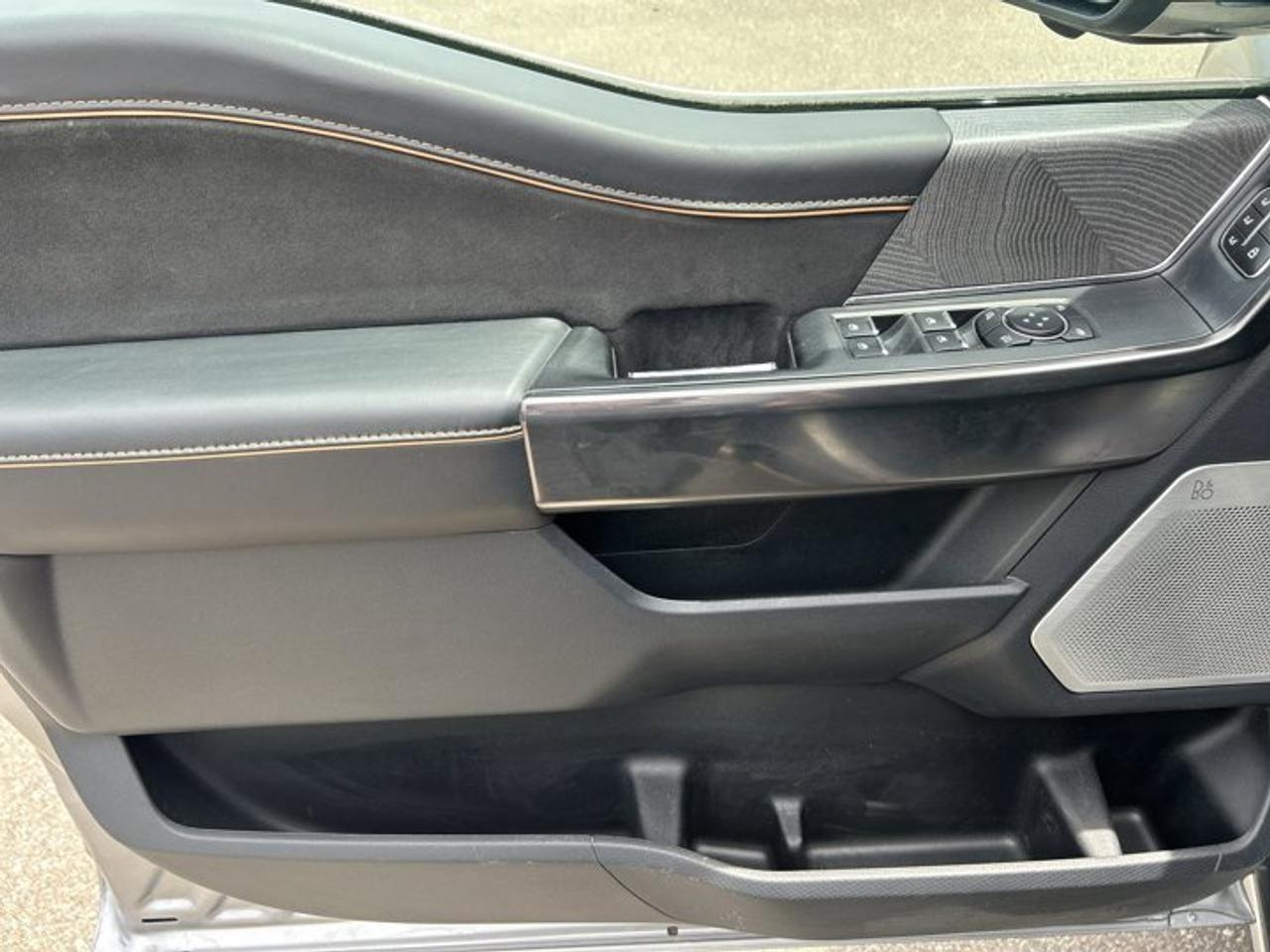 2023 Ford F-150 Platinum SuperCrew 6.5' Box 4WD | No Accidents | Vent. Front Seats Photo