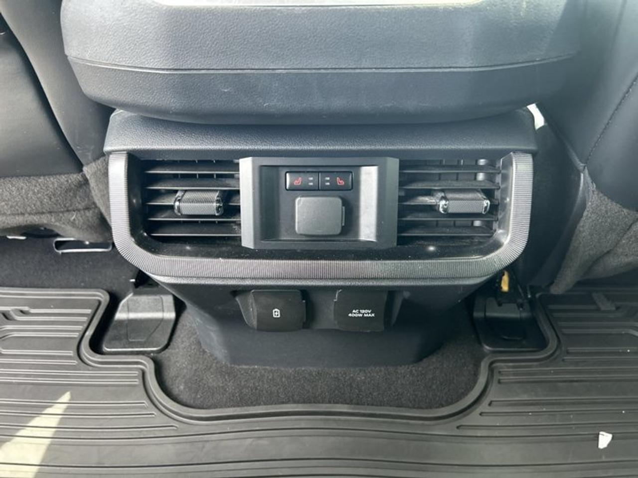 2023 Ford F-150 Platinum SuperCrew 6.5' Box 4WD | No Accidents | Vent. Front Seats Photo