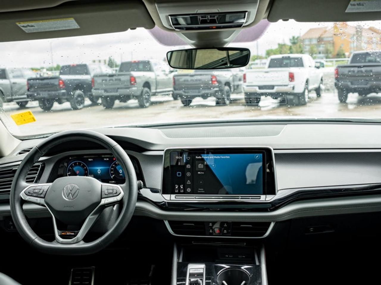 2024 Volkswagen Atlas Peak Edition Photo