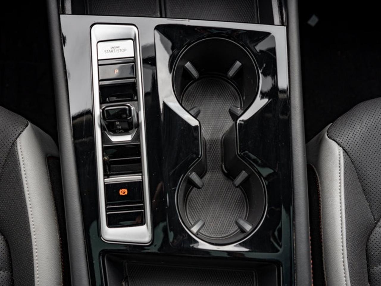 2024 Volkswagen Atlas Peak Edition Photo