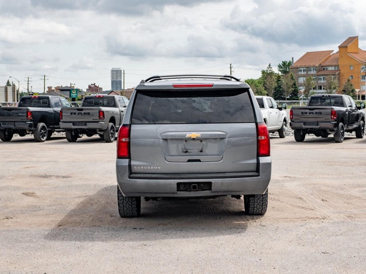 2019 Chevrolet Suburban LS Photo