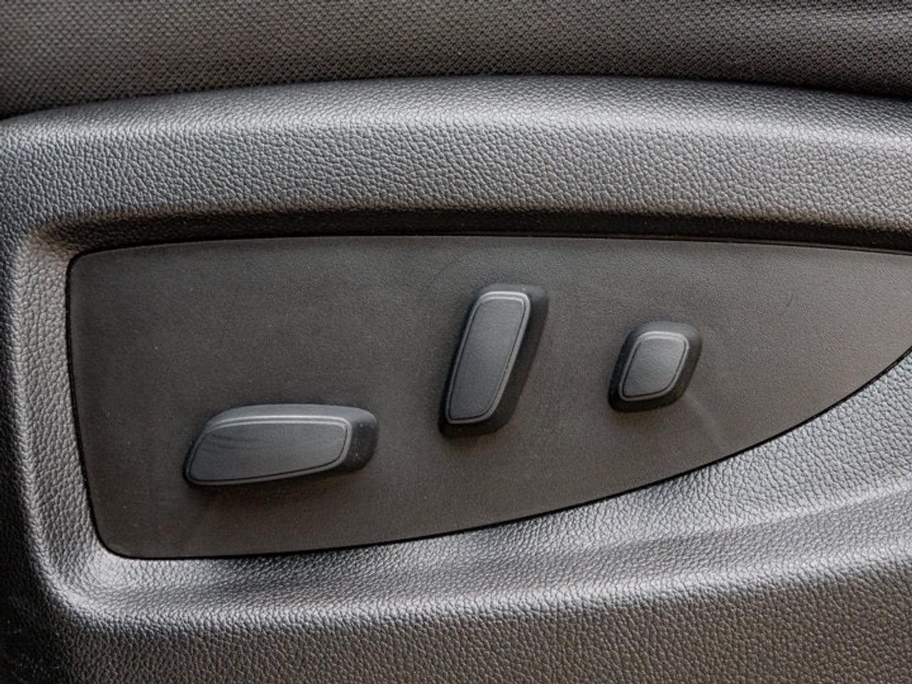 2019 Chevrolet Suburban LS Photo