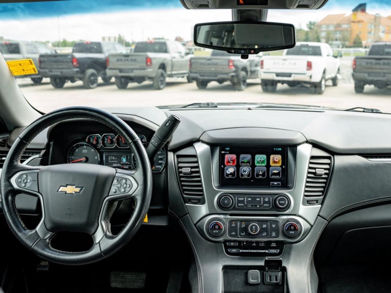 2019 Chevrolet Suburban LS Photo