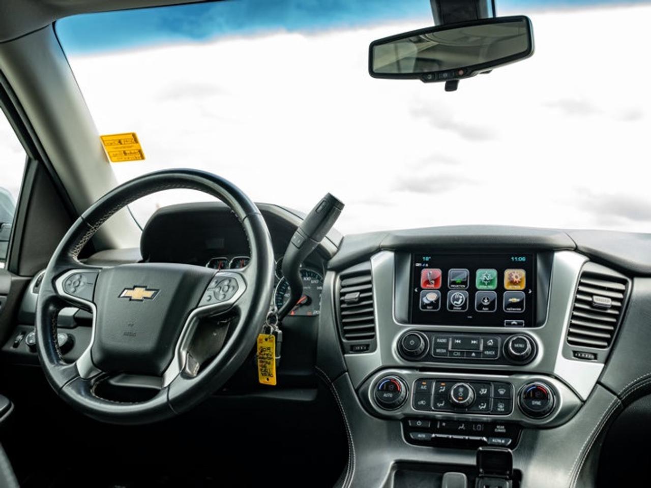 2019 Chevrolet Suburban LS Photo