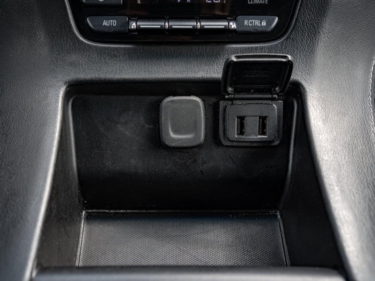 2019 Chevrolet Suburban LS Photo