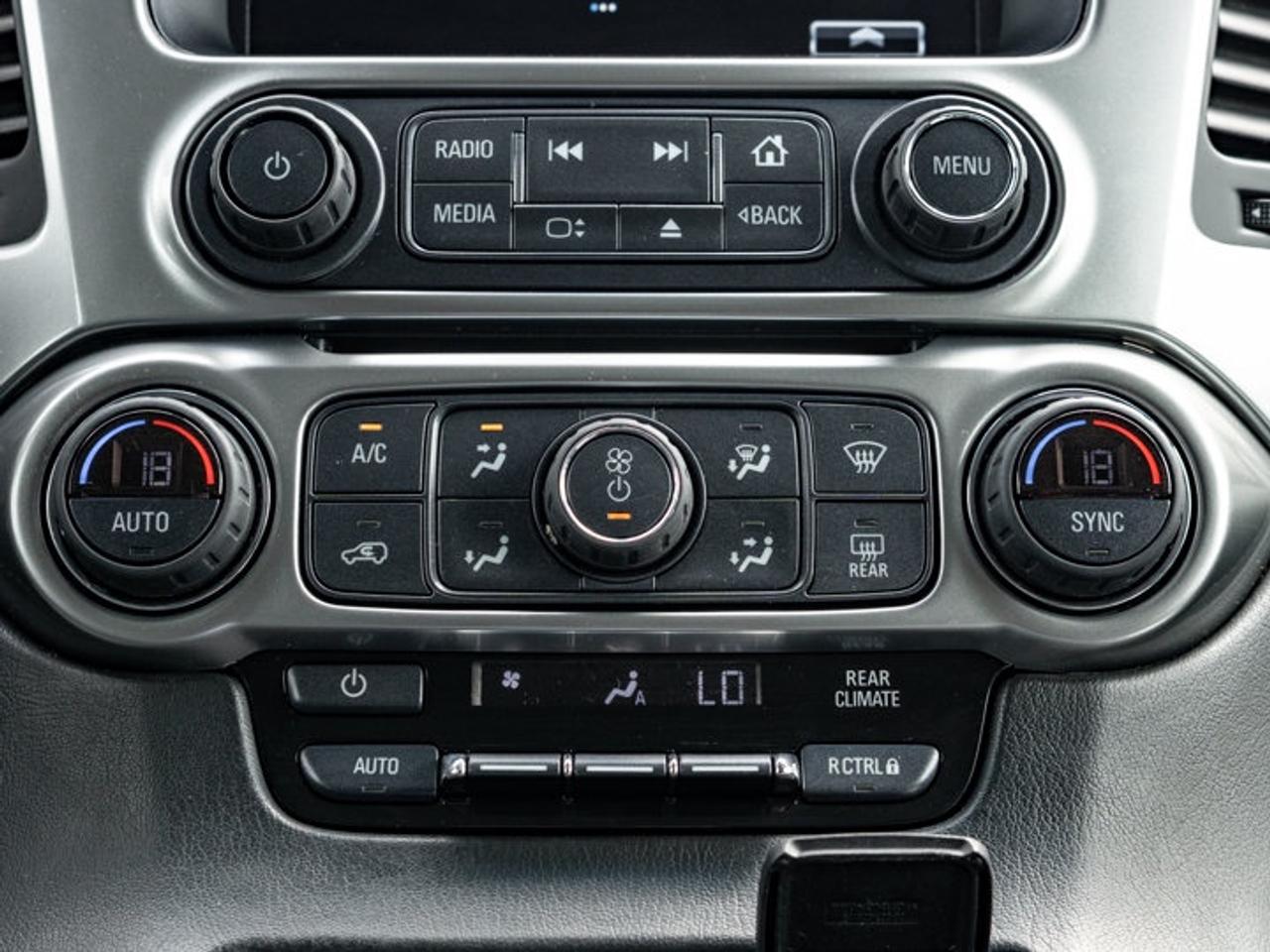 2019 Chevrolet Suburban LS Photo