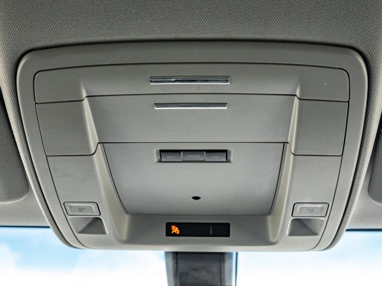 2019 Chevrolet Suburban LS Photo