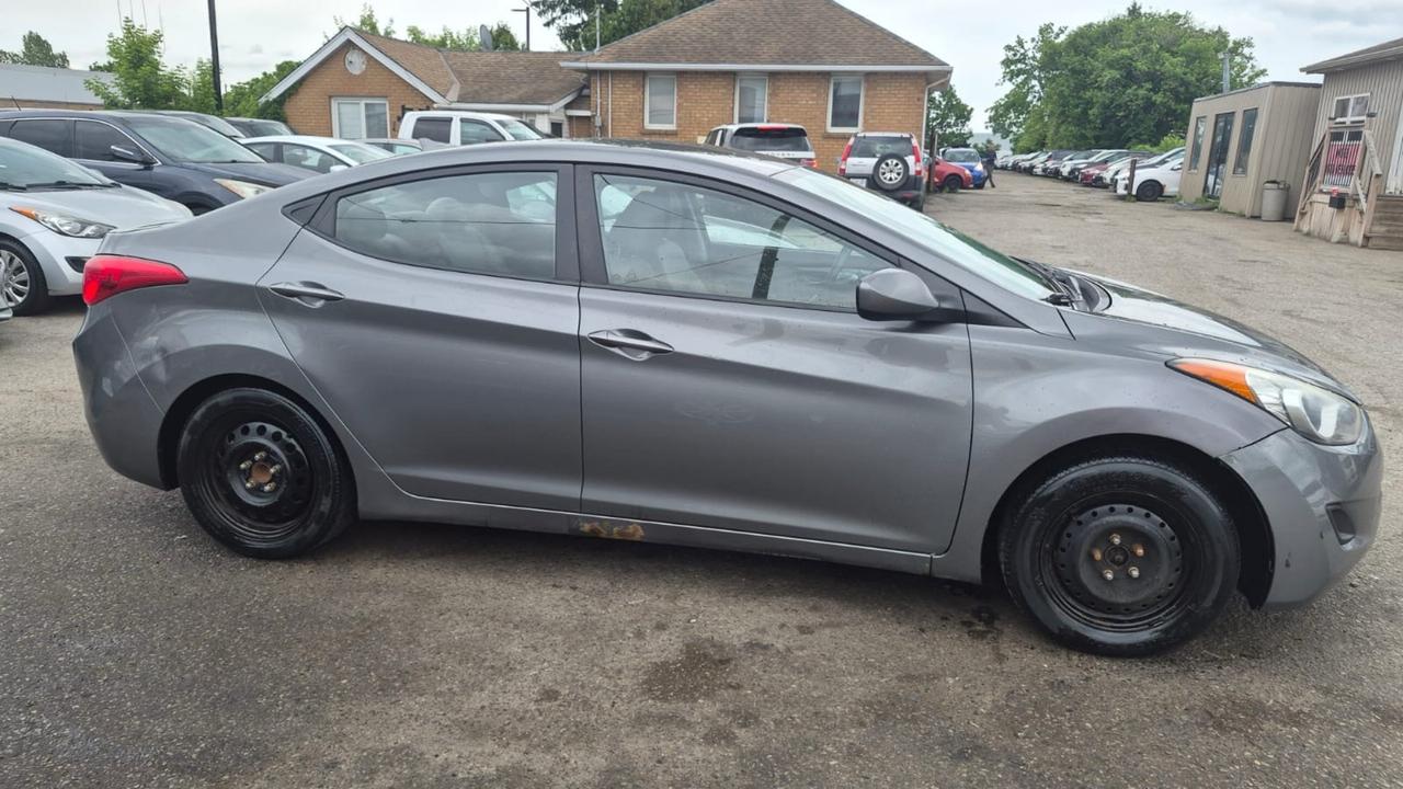 2013 Hyundai Elantra GL, SEDAN, AUTO, ONLY 179KMS, 4 CYL, CERTIFIED Photo