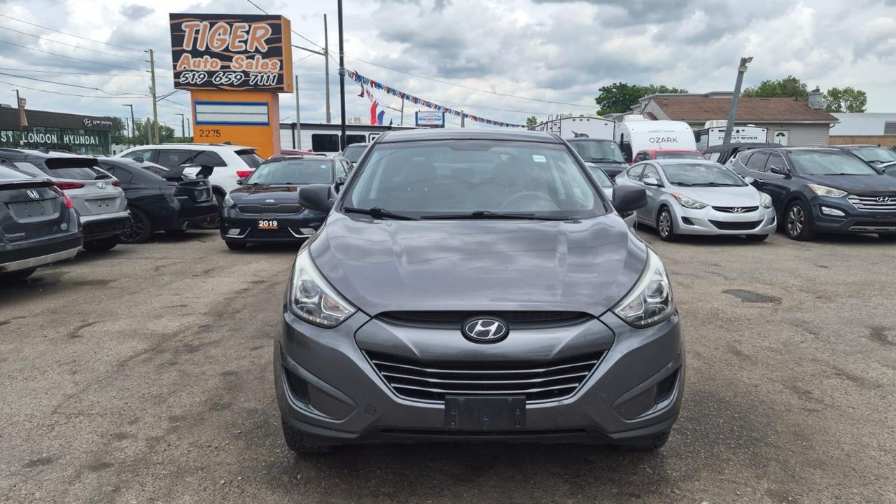 2014 Hyundai Tucson GL, 4 CYL, ONLY 117KMS, AUTO, GREAT ON FUEL, CERT Photo