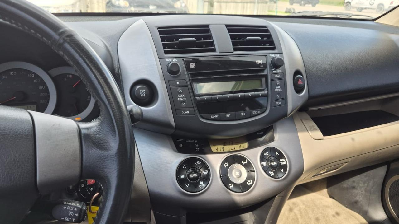 2008 Toyota RAV4 LIMITED, 4WD, LEATHER, SUNROOF, ALLOYS, AS IS Photo