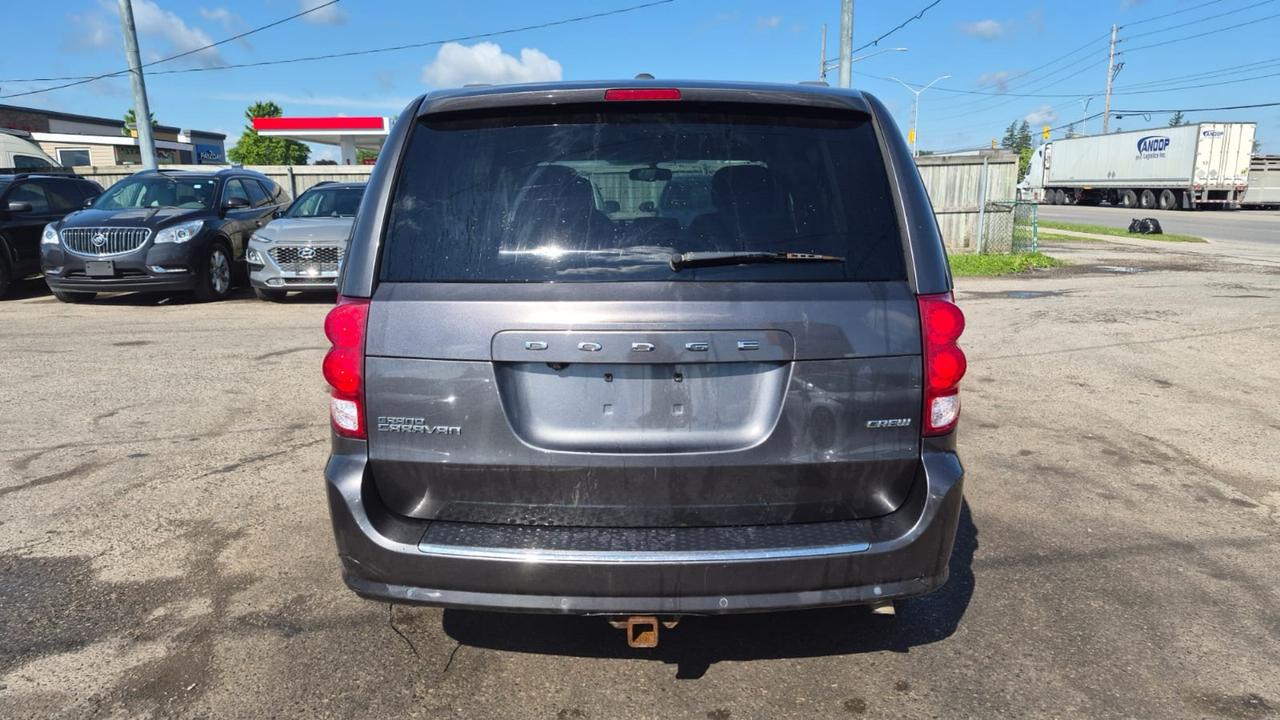 2016 Dodge Grand Caravan CREW PLUS, LEATHER, CAM, STOWNGO, AS IS SPECIAL Photo
