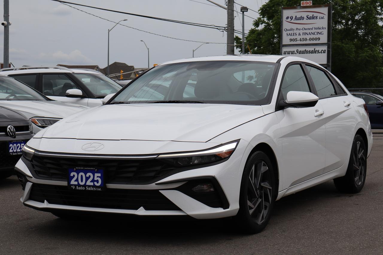 2025 Hyundai Elantra Preferred IVT w/Tech Pkg with sunroof Photo
