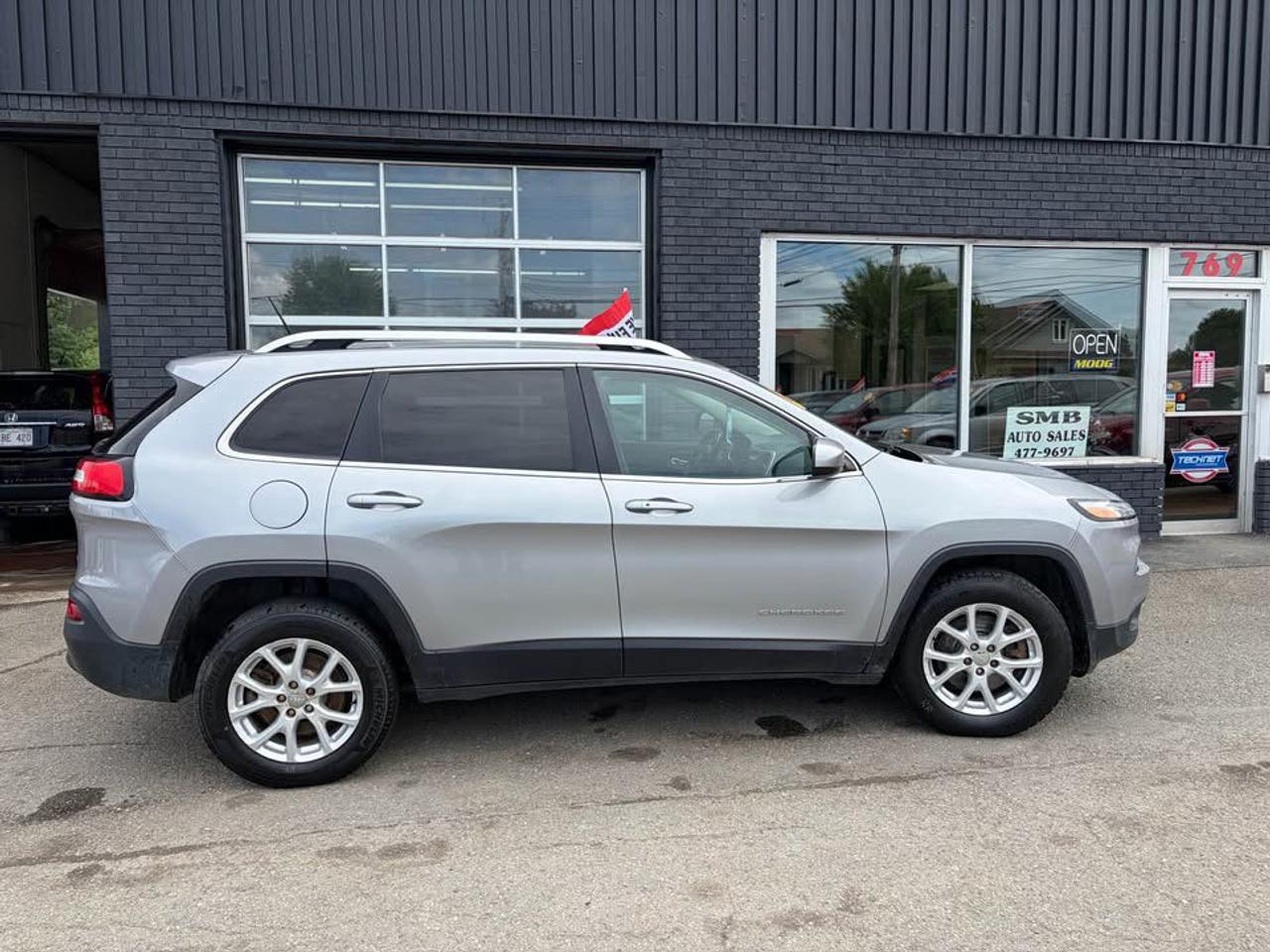 2015 Jeep Cherokee 