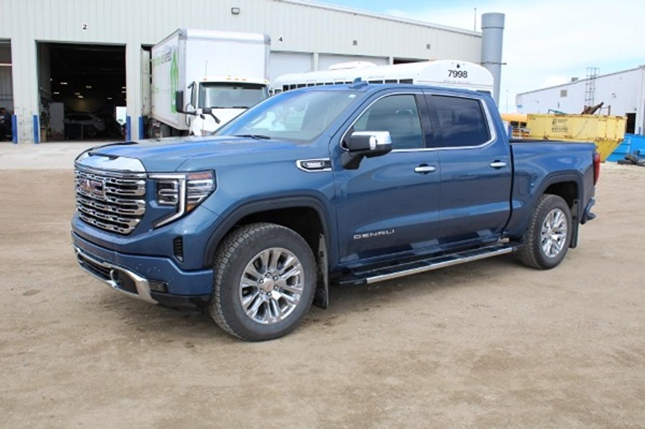 2026 GMC Sierra 1500 Denali DURAMAX DIESEL w/H&C L, S/R, NAV, BUC, HUD - Photo #1