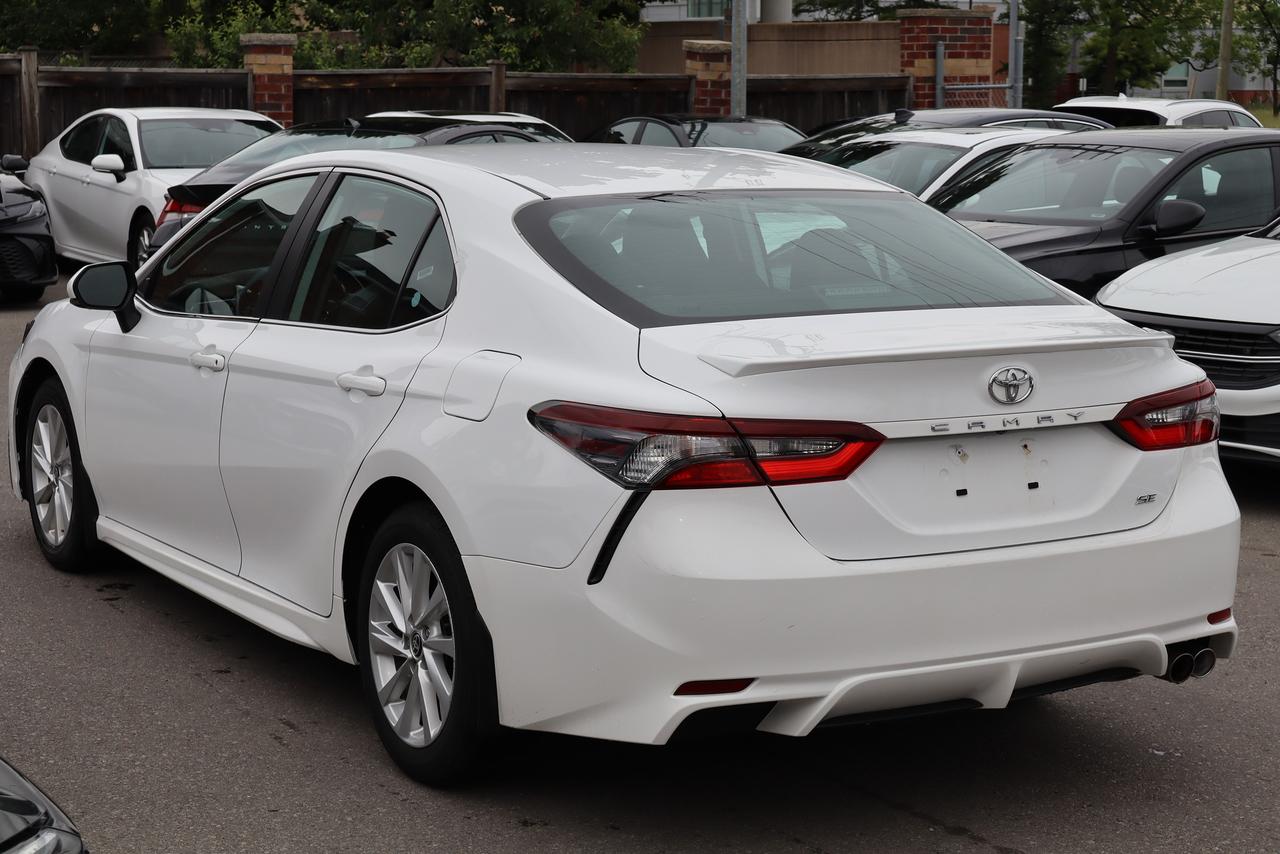 2024 Toyota Camry SE Auto Photo3