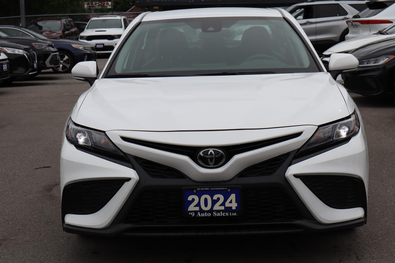 2024 Toyota Camry SE Auto Photo