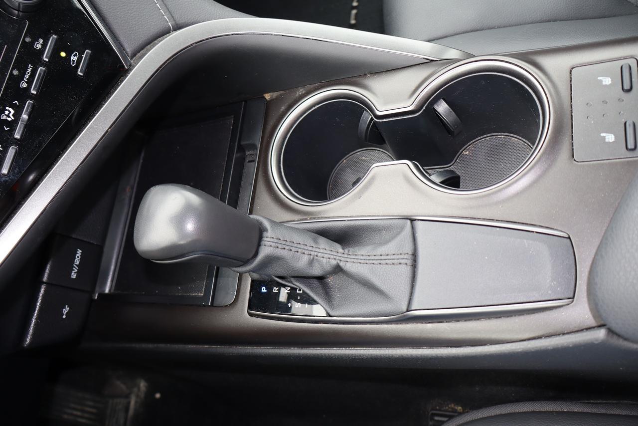 2024 Toyota Camry SE Auto Photo