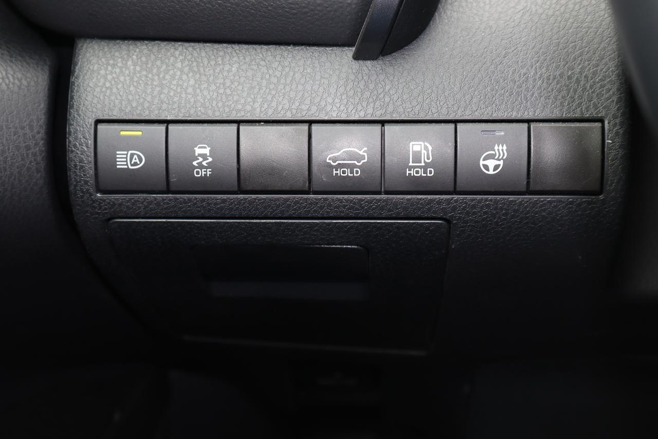 2024 Toyota Camry SE Auto Photo