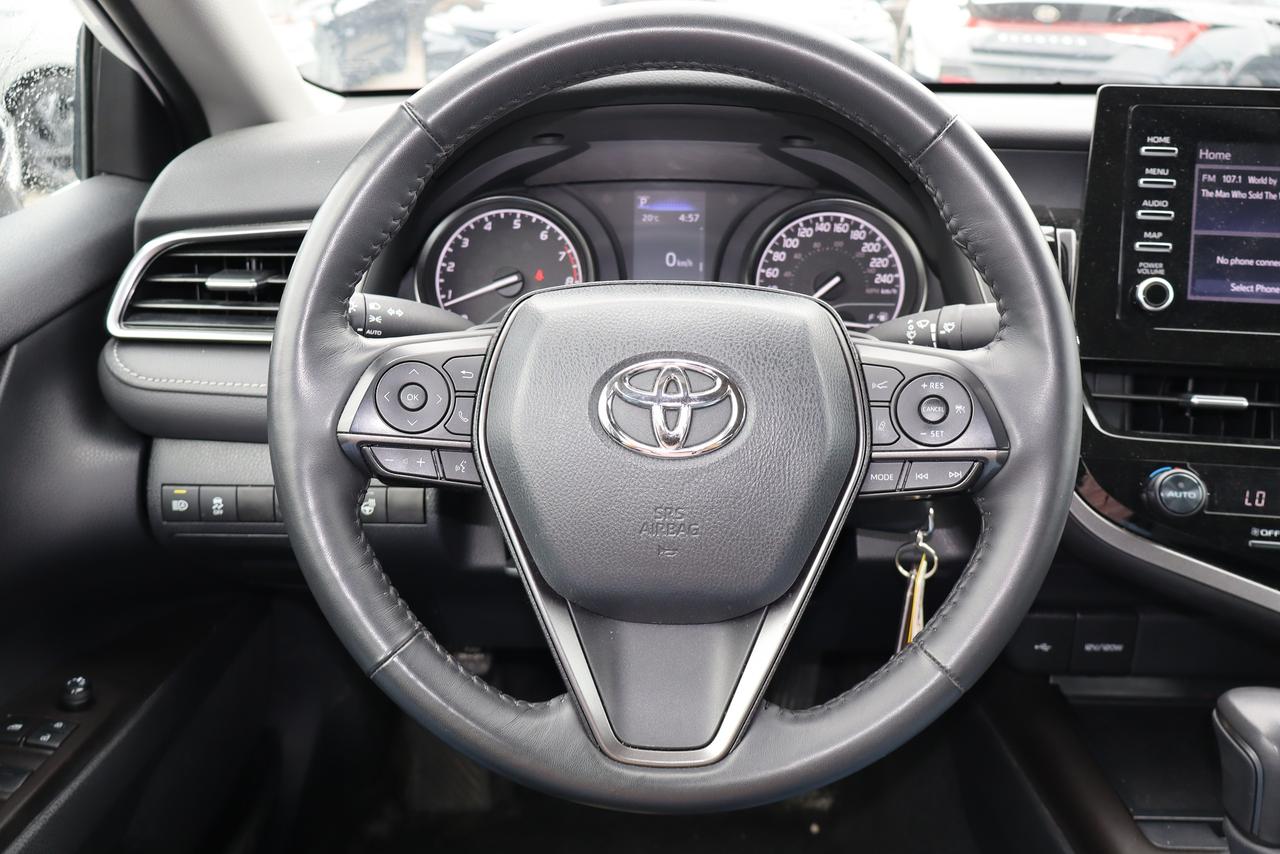 2024 Toyota Camry SE Auto Photo