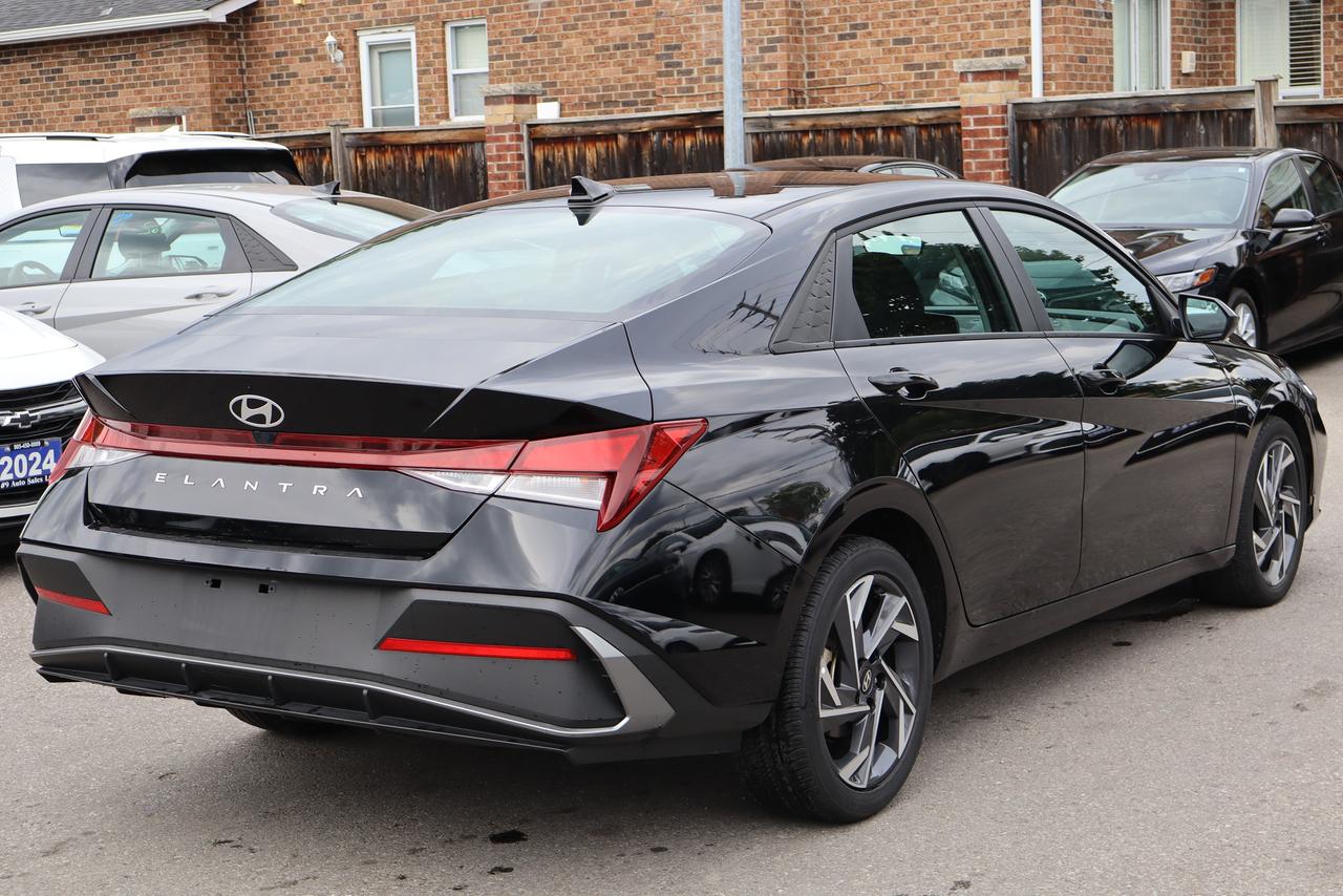 2025 Hyundai Elantra Preferred Photo