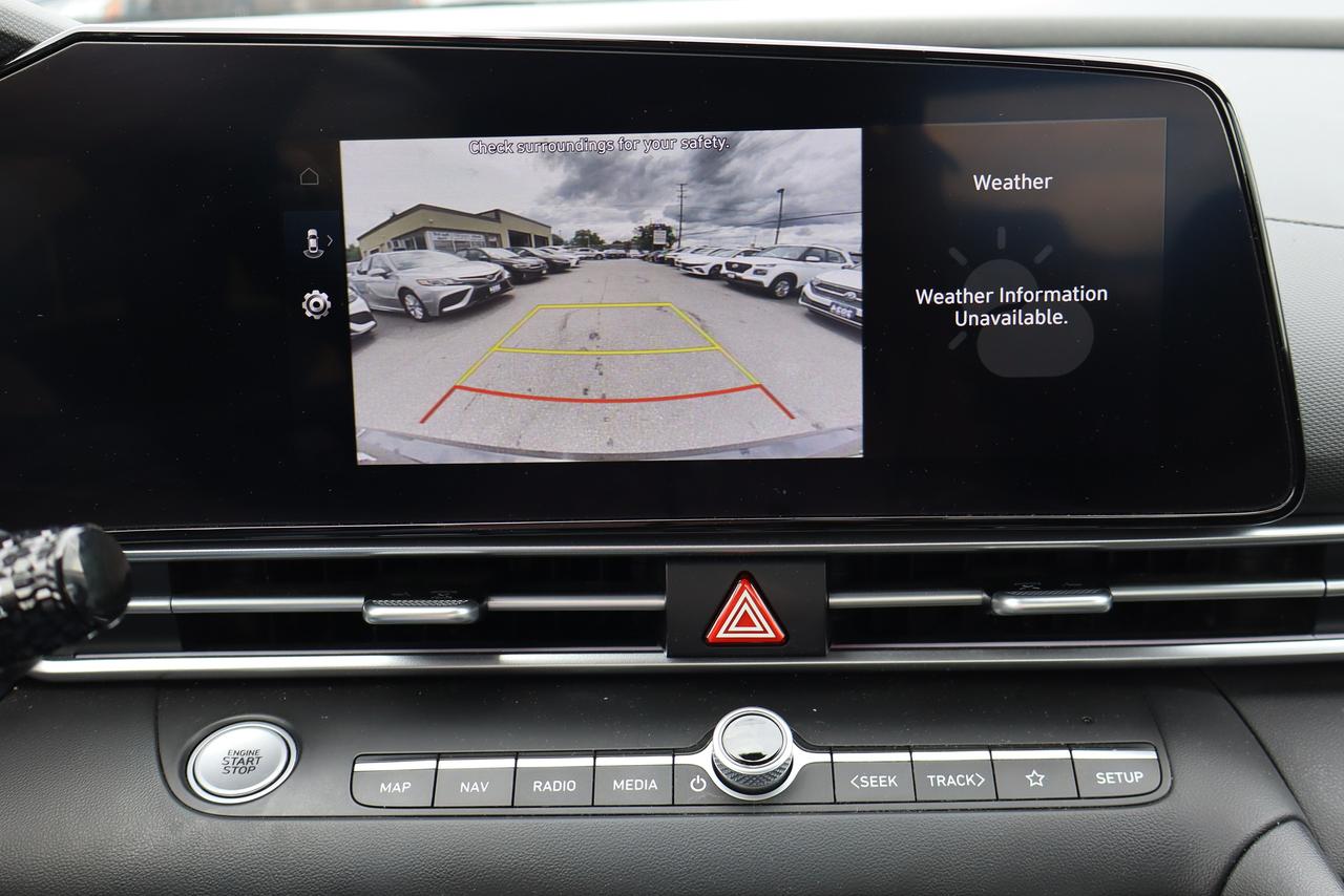 2025 Hyundai Elantra Preferred Photo