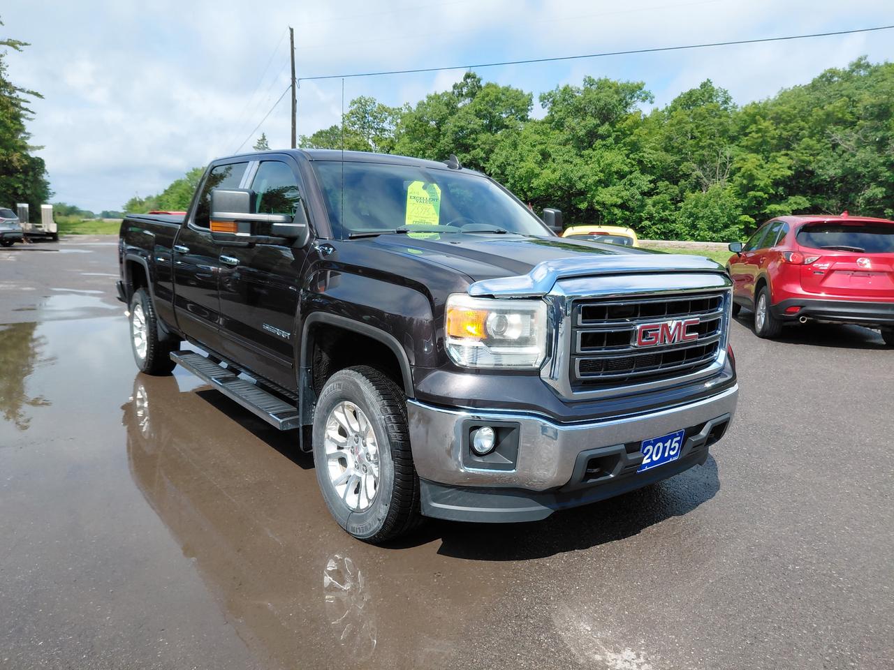 2015 GMC Sierra 1500 SLE Photo2