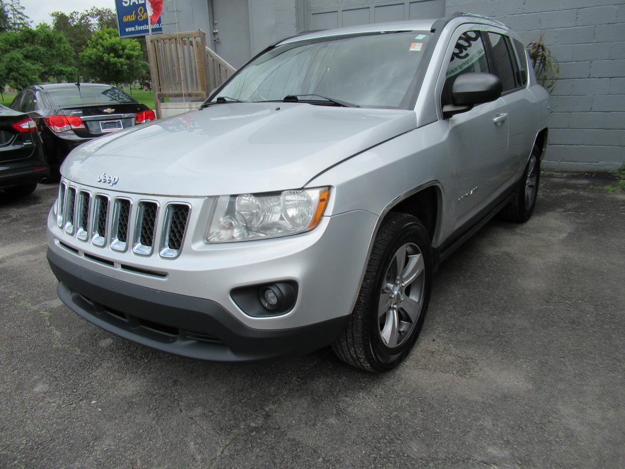 2013 Jeep Compass NORTH Photo