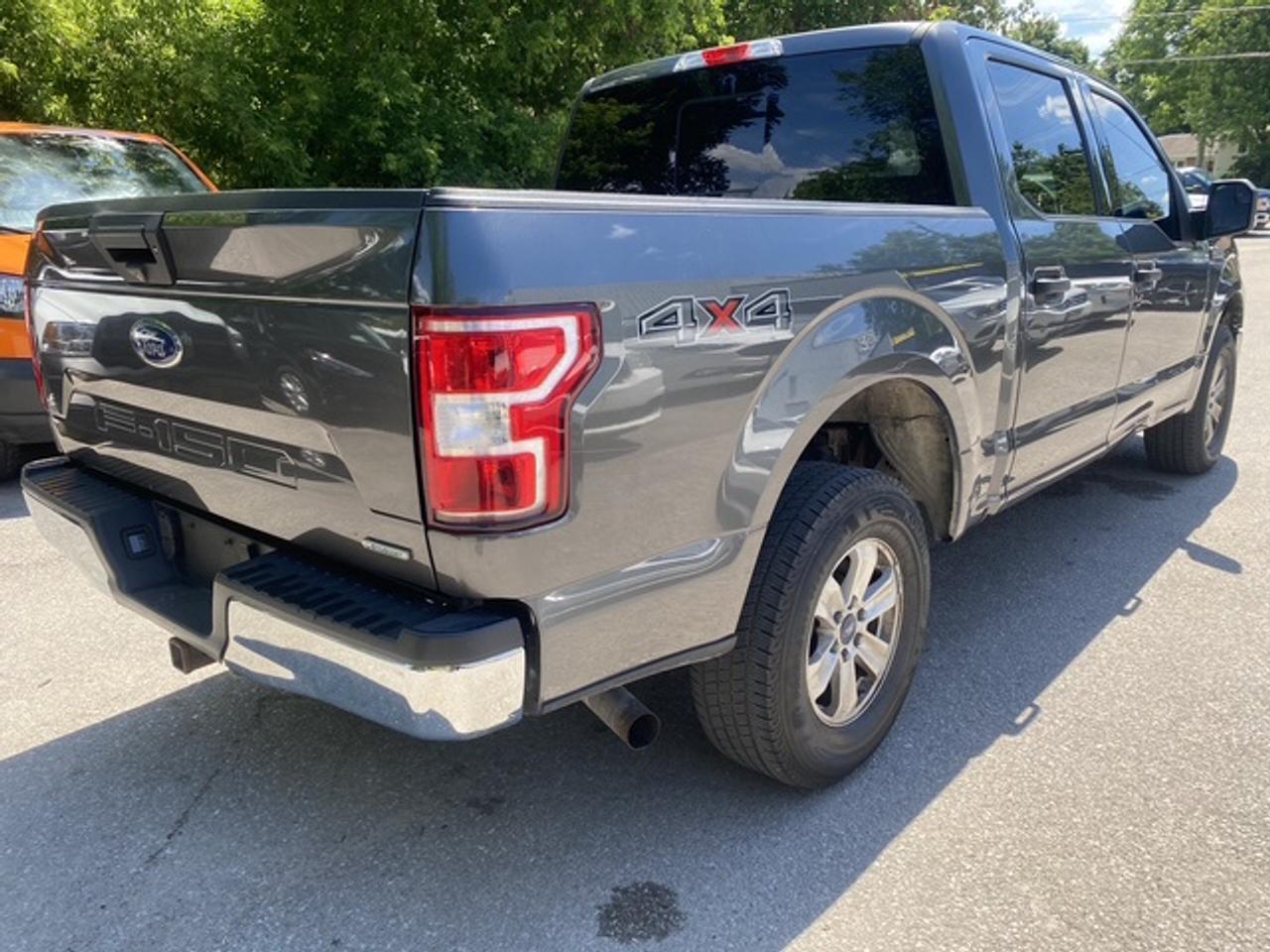 2018 Ford F-150 XLT CREW CAB SHORT B 4WD SUPERCREW Photo4