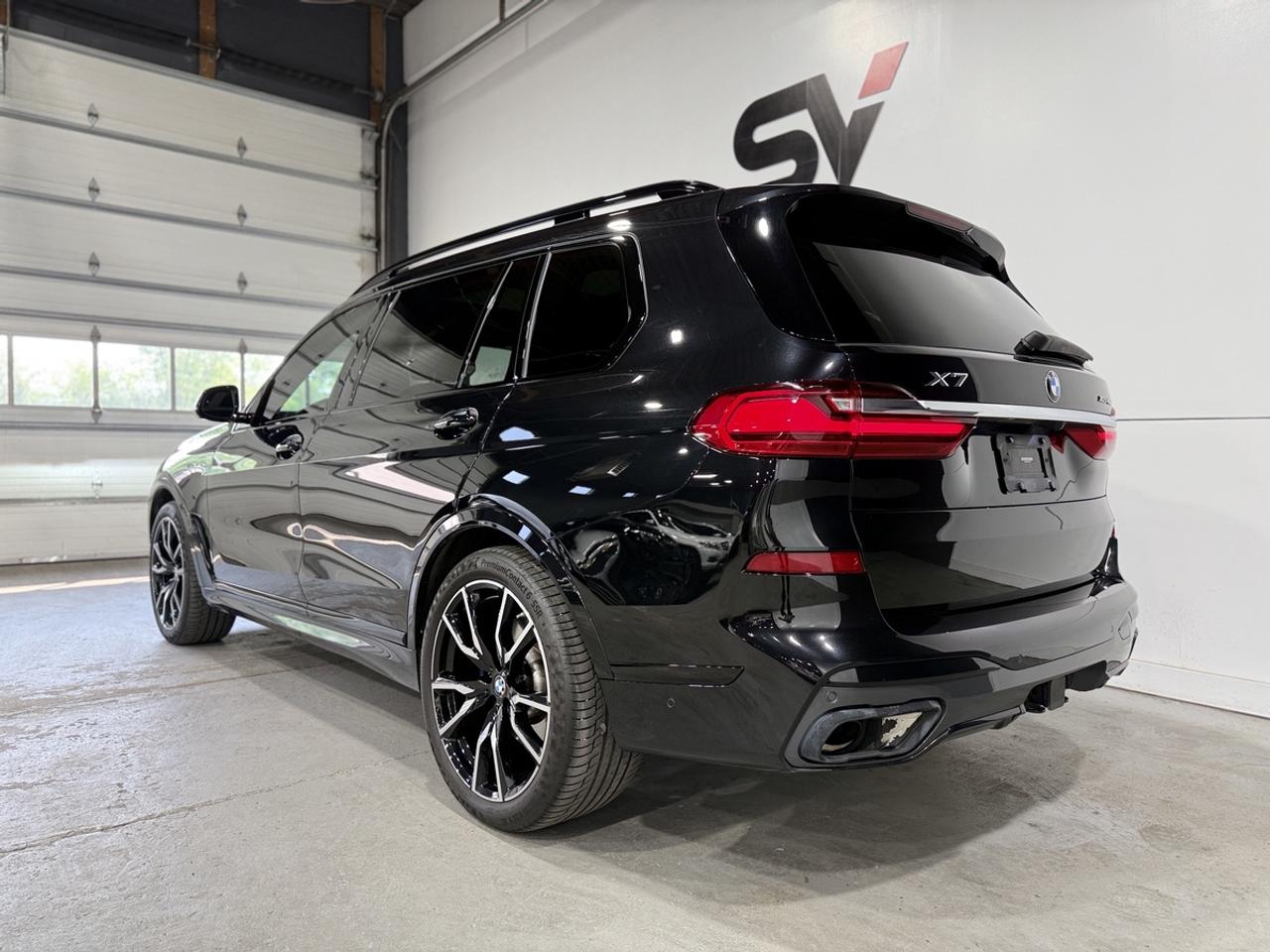 2022 BMW X7 xDrive40i Photo
