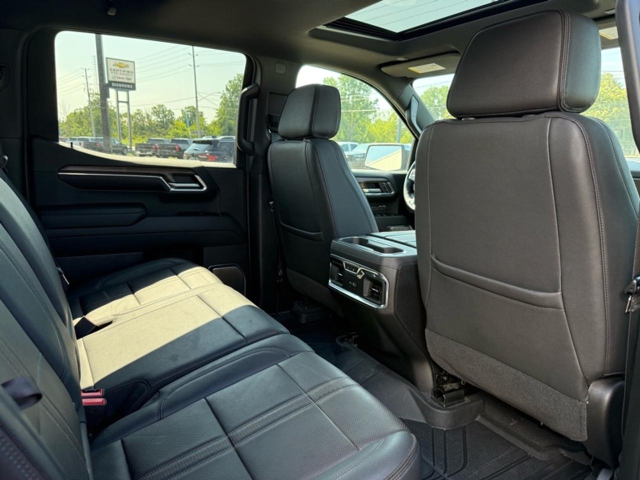 2024 Chevrolet Silverado 1500 High Country Photo