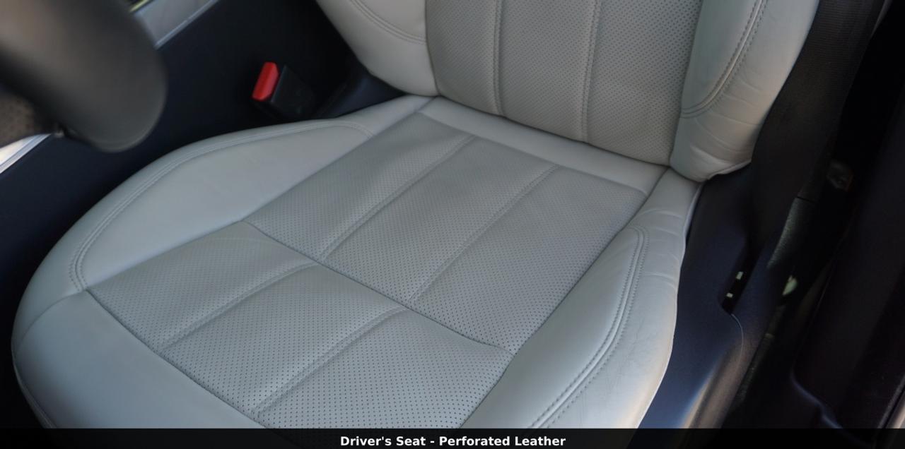 2022 Land Rover Range Rover Sport P400e HSE Silver Edition Photo