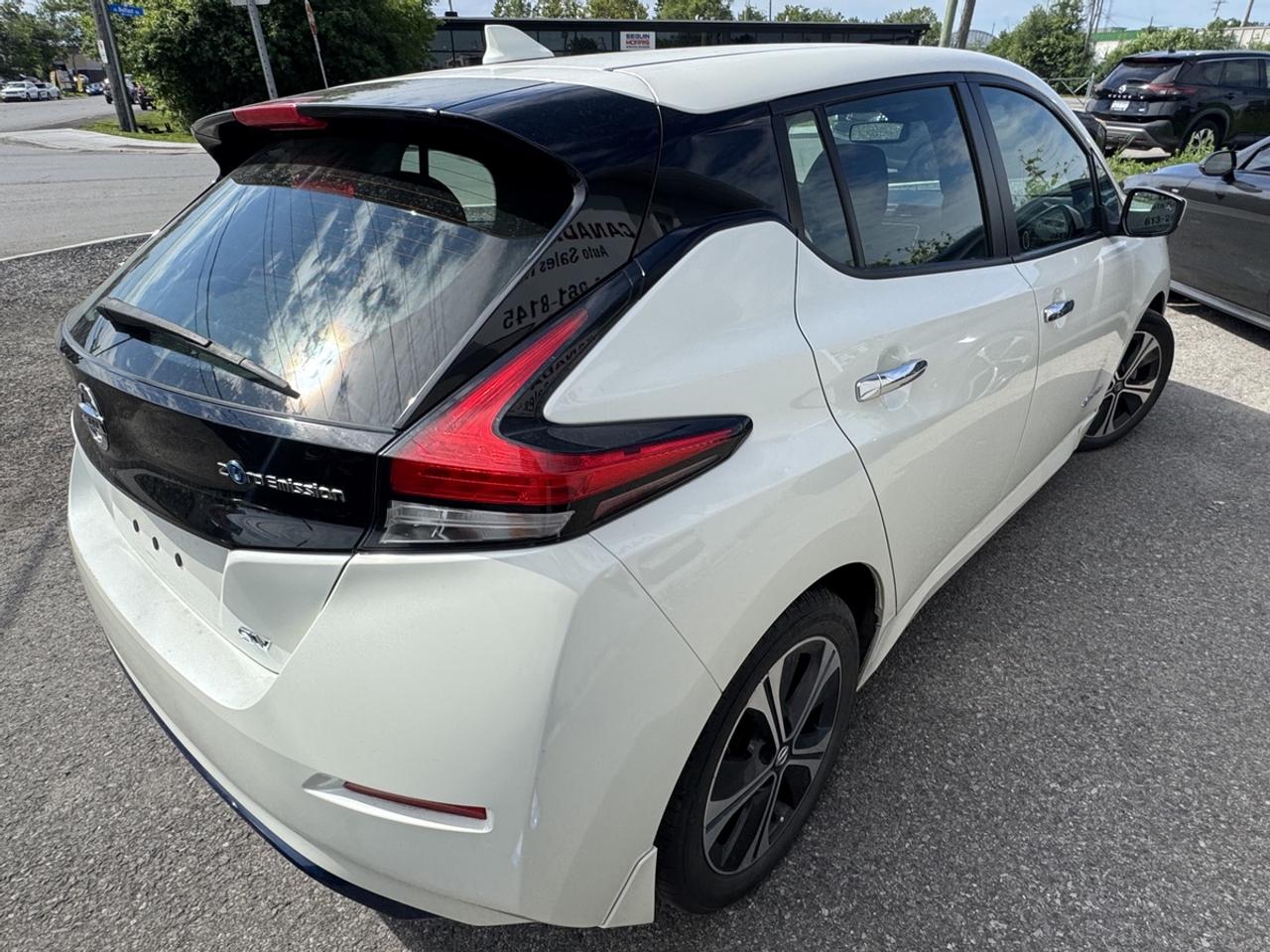 2018 Nissan Leaf SV Photo